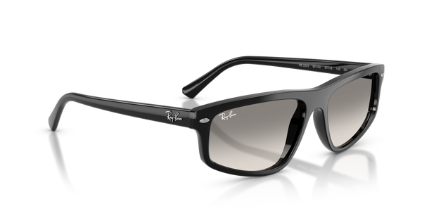 Ray-Ban RB2225 901/32 Lifestyle