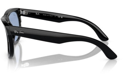 Ray-Ban Wayfarer Reverse RBR0502S 667772 Lifestyle