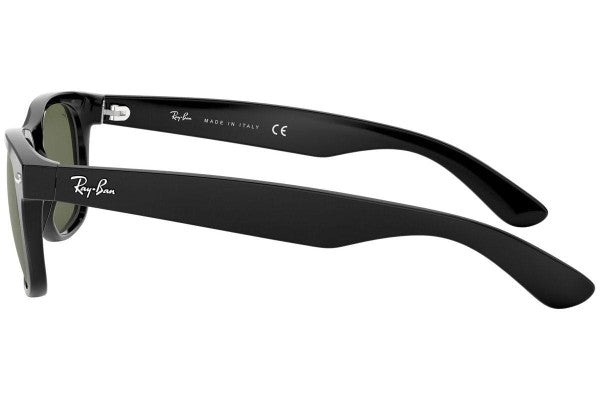 Ray-Ban New Wayfarer Classic RB2132 901 Lifestyle
