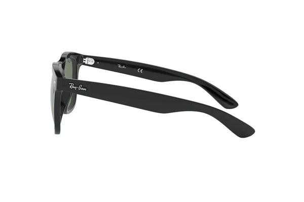 Ray-Ban RB4260D 601/71 Lifestyle
